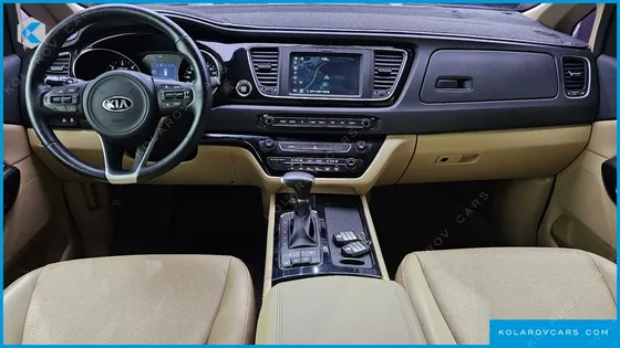 KIA CARNIVAL 9-SEATER PRESTIGE