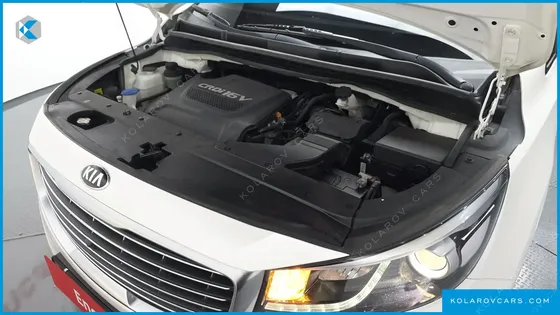 KIA CARNIVAL 7-SEATER LIMOUSINE