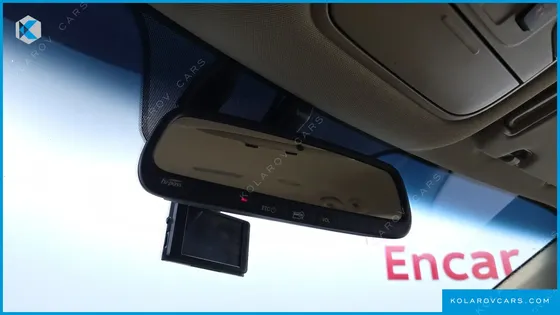 KIA CARNIVAL 7-SEATER LIMOUSINE