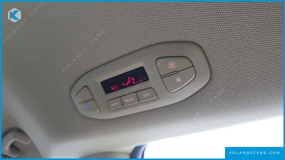 KIA CARNIVAL 7-SEATER LIMOUSINE