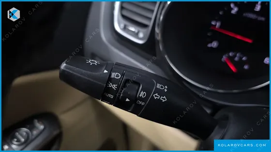 KIA CARNIVAL 7-SEATER LIMOUSINE