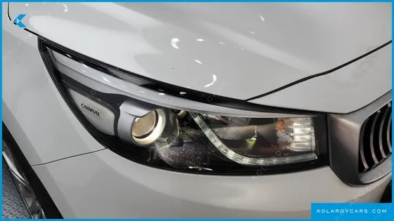 KIA CARNIVAL 9-SEATER PRESTIGE