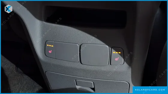 KIA CARNIVAL 9-SEATER PRESTIGE