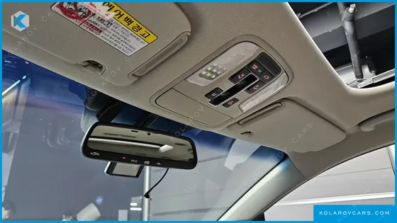 KIA CARNIVAL 9-SEATER PRESTIGE