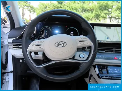 HYUNDAI GRANDEUR LE BLANC
