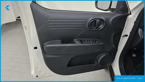 HYUNDAI CASPER VAN