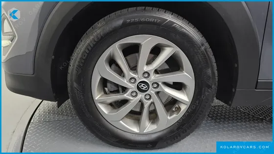 HYUNDAI TUCSON DIESEL 2.0 2WD