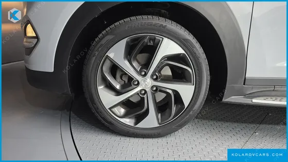 HYUNDAI TUCSON DIESEL 2.0 2WD