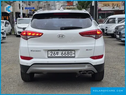 HYUNDAI TUCSON DIESEL 2.0 2WD