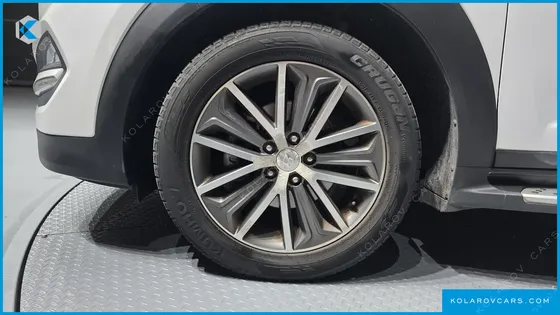 HYUNDAI TUCSON DIESEL 2.0 2WD