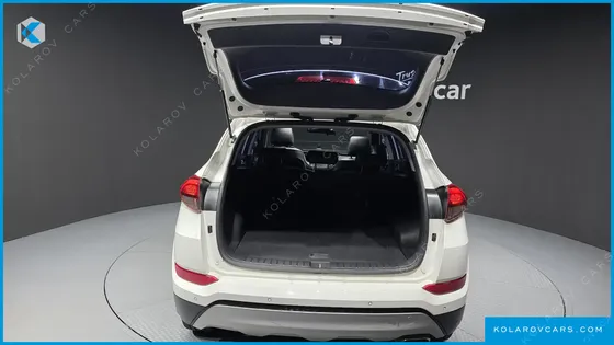 HYUNDAI TUCSON DIESEL 1.7 2WD