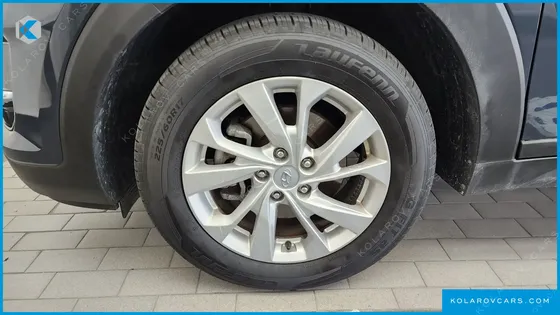 HYUNDAI TUCSON DIESEL 2.0 2WD