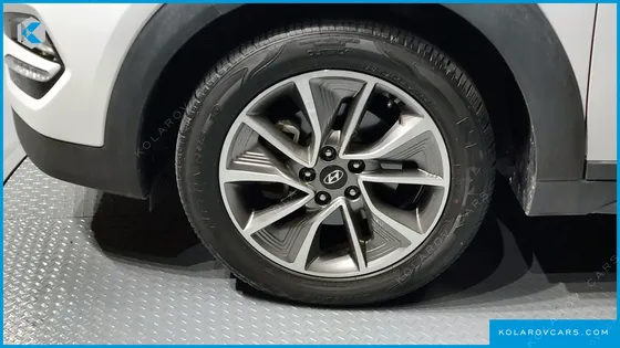 HYUNDAI TUCSON DIESEL 1.7 2WD
