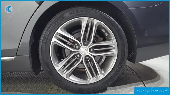HYUNDAI GRANDEUR 2.4 PREMIUM