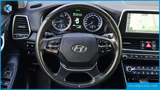 HYUNDAI GRANDEUR 3.0 LPI EXCLUSIVE (RENTAL CAR)