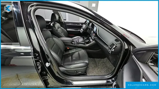 HYUNDAI GRANDEUR 2.4 PREMIUM