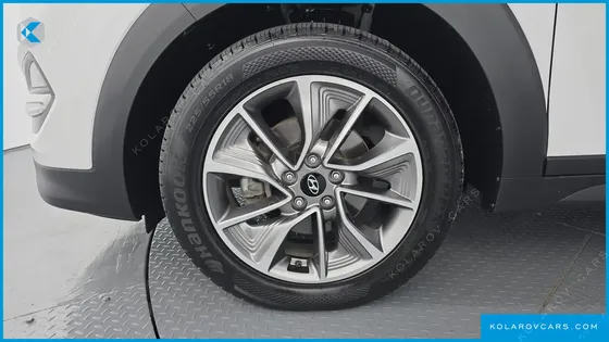 HYUNDAI TUCSON DIESEL 1.7 2WD