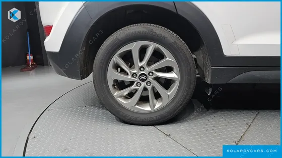 HYUNDAI TUCSON DIESEL 1.7 2WD