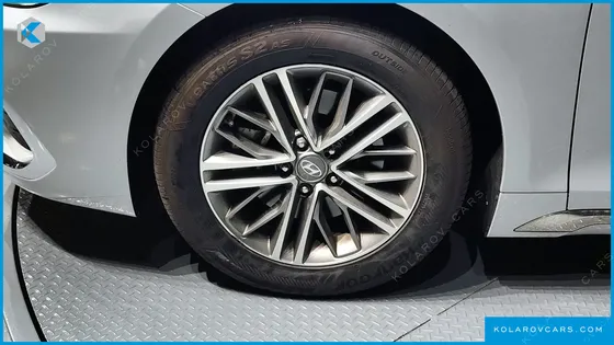 HYUNDAI GRANDEUR 2.4 PREMIUM