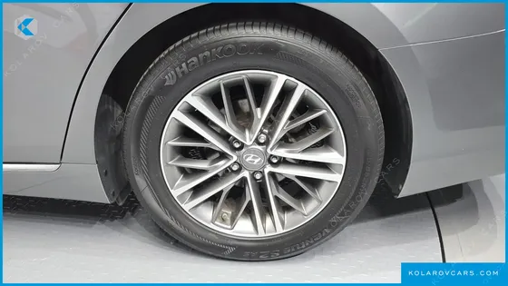HYUNDAI GRANDEUR 3.0 LPI MODERN (RENTAL CAR)