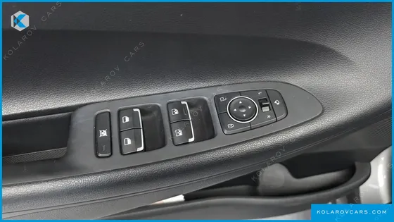 HYUNDAI GRANDEUR 3.0 LPI MODERN (RENTAL CAR)