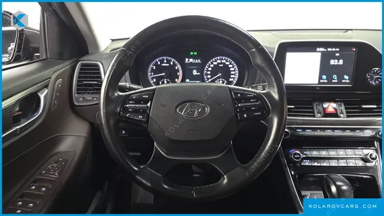 HYUNDAI GRANDEUR 3.0 LPI DSABLED PERSON
