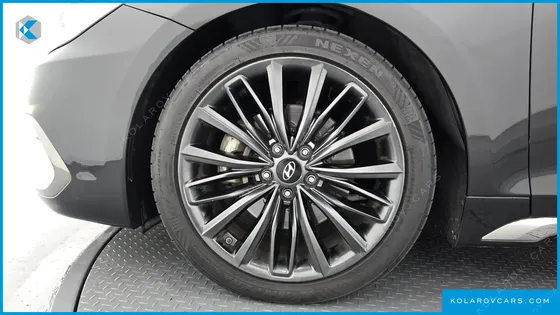 HYUNDAI GRANDEUR 2.2 DIESEL PREMIUM
