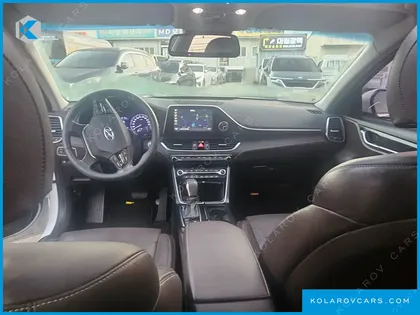 HYUNDAI GRANDEUR 2.4 PREMIUM