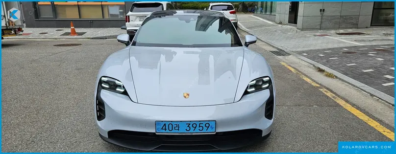 PORSCHE TAYCAN 4S