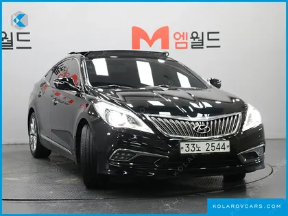 HYUNDAI GRANDEUR HG240 MODERN