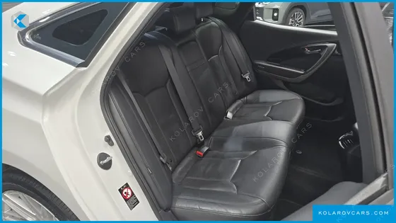HYUNDAI GRANDEUR HG240 MODERN