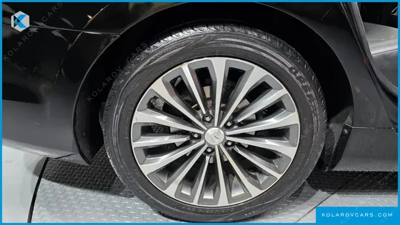 HYUNDAI GRANDEUR HG300 EXCLUSIVE