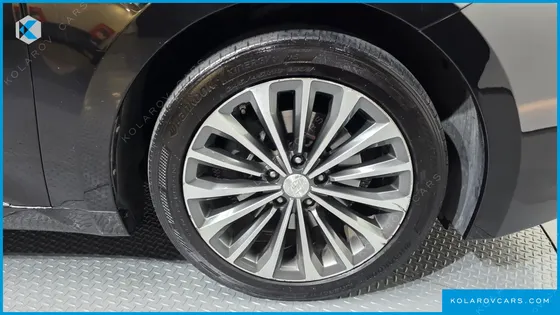 HYUNDAI GRANDEUR HG300 EXCLUSIVE