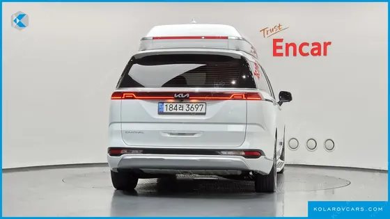 KIA CARNIVAL GASOLINE 9-SEATER HI-LIMOUSINE