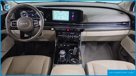 KIA CARNIVAL GASOLINE 9-SEATER HI-LIMOUSINE