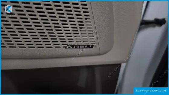 KIA CARNIVAL GASOLINE 9-SEATER HI-LIMOUSINE