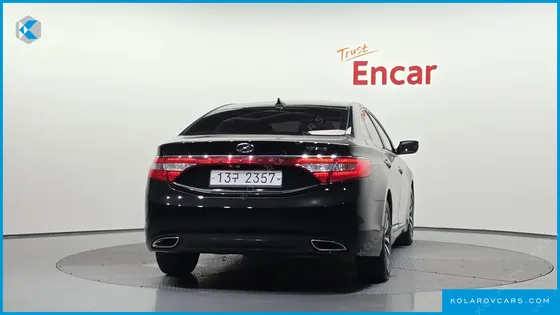 HYUNDAI GRANDEUR HG240 LUXURY