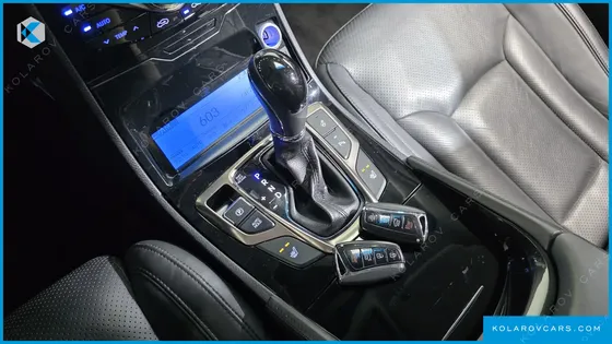 HYUNDAI GRANDEUR HG240 LUXURY