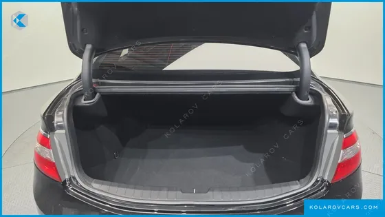 HYUNDAI GRANDEUR HG240 LUXURY