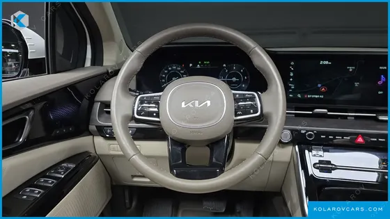 KIA CARNIVAL DIESEL 9-SEATER SIGNATURE