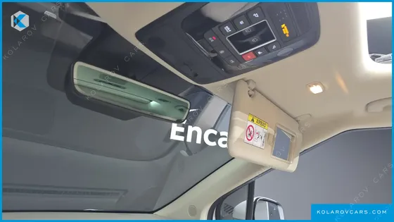 KIA CARNIVAL DIESEL 9-SEATER SIGNATURE
