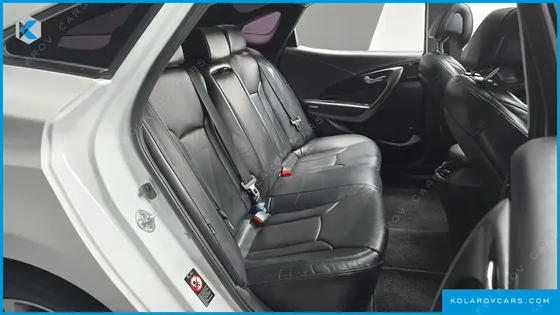 HYUNDAI GRANDEUR HG240 MODERN