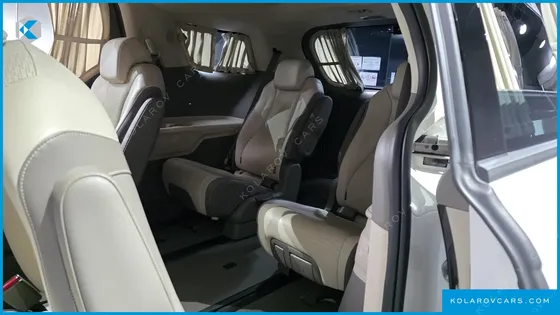 KIA CARNIVAL DIESEL 9-SEATER HI-LIMOUSINE