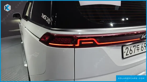 KIA CARNIVAL DIESEL 9-SEATER HI-LIMOUSINE