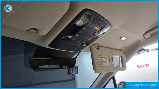 KIA CARNIVAL DIESEL 9-SEATER HI-LIMOUSINE