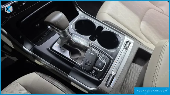 KIA CARNIVAL DIESEL 9-SEATER PRESTIGE
