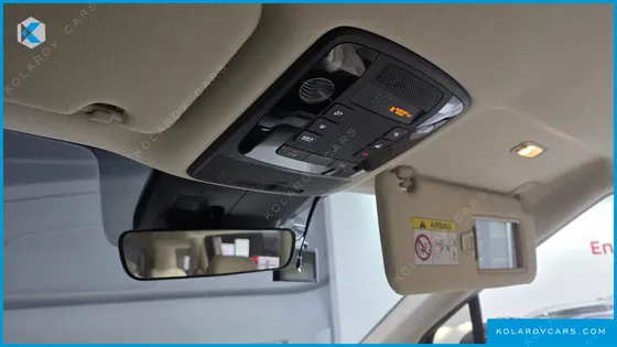 KIA CARNIVAL DIESEL 9-SEATER PRESTIGE