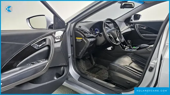 HYUNDAI GRANDEUR HG240 MODERN COLLECTION