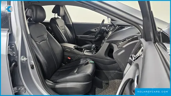 HYUNDAI GRANDEUR HG240 MODERN COLLECTION