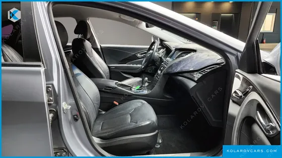 HYUNDAI GRANDEUR HG300 PREMIUM